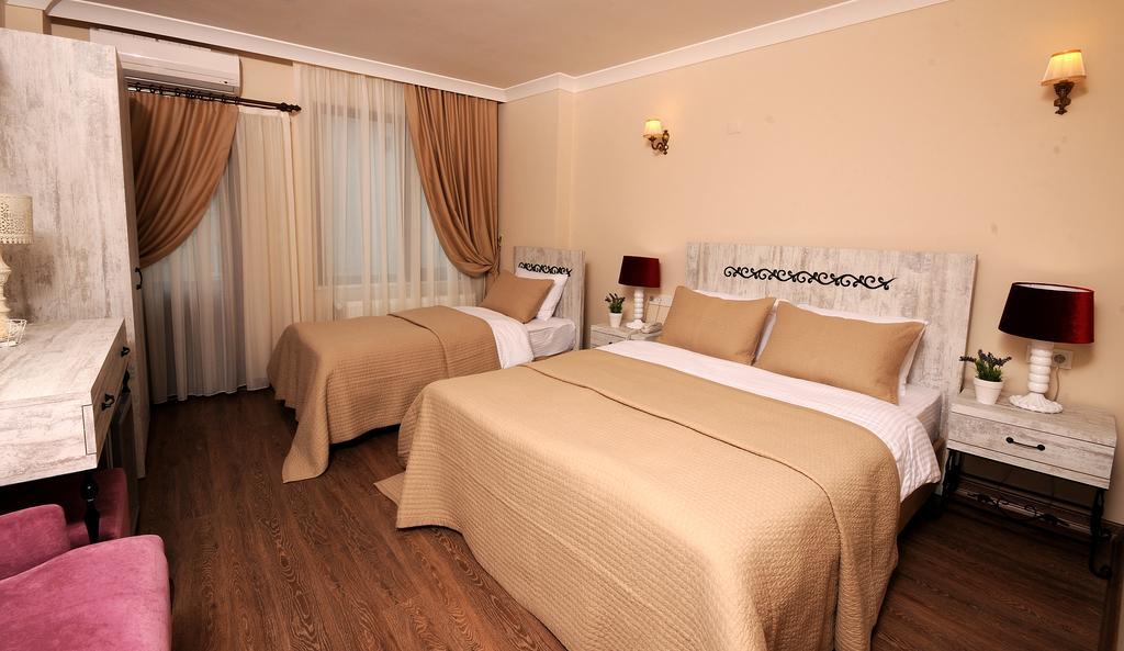 Edahan Hotel Biga Phòng bức ảnh